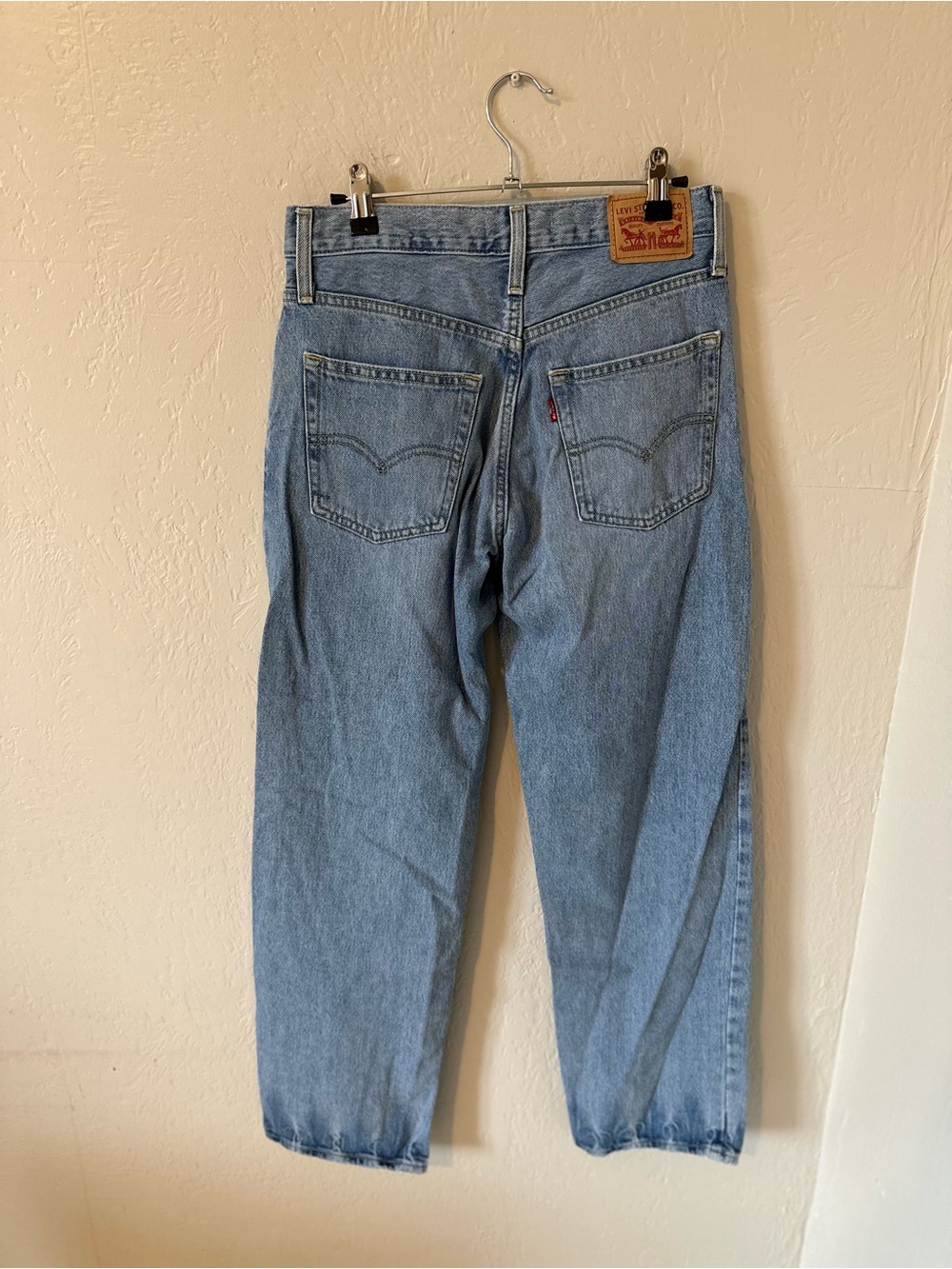 Levi’s ‘94 Baggy Jeans - Picture 4 of 8